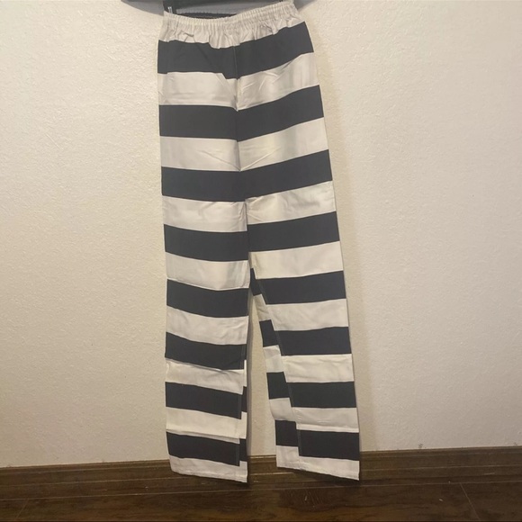 Authentic prison uniform. Brand new never worn. These are very rare. - Picture 3 of 7